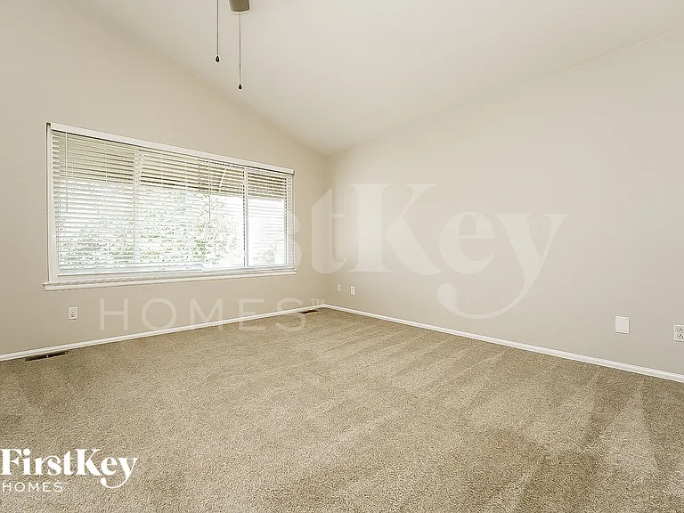 2863 S Ceylon St — Photo 10