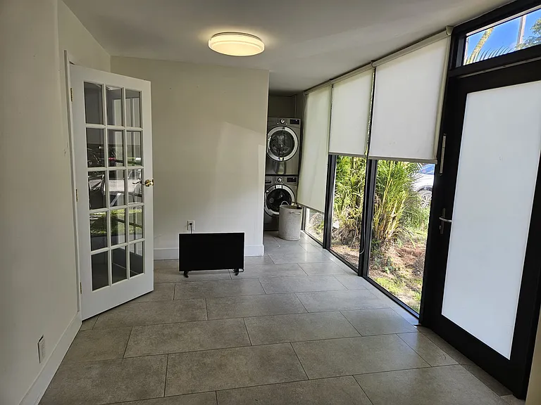 20401 NE 30th Ave #112 — Photo 9