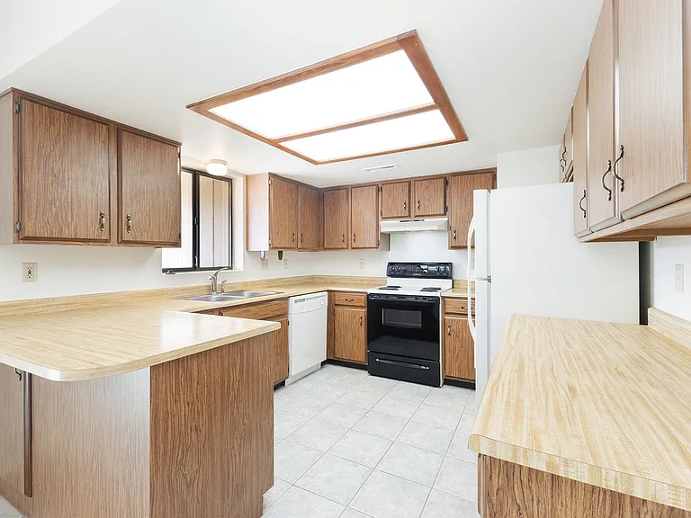 4307 N Calle Santa Cruz — Photo 6