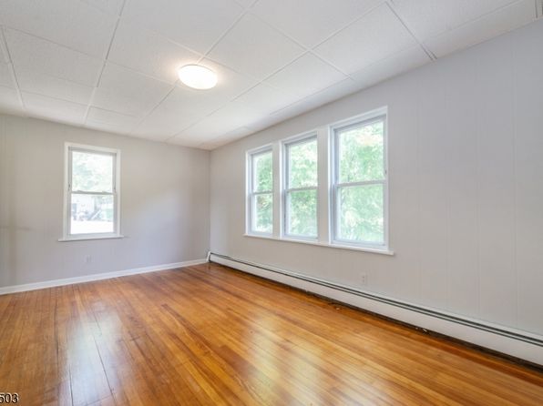 101B Kings Hwy #B