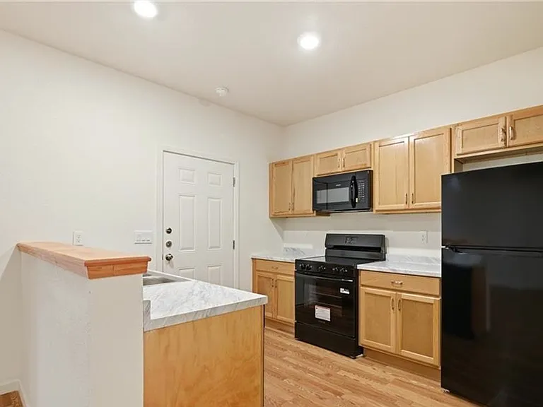 704 Norris Ave — Photo 4