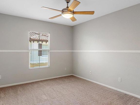 4th image of 1147 Goddard St