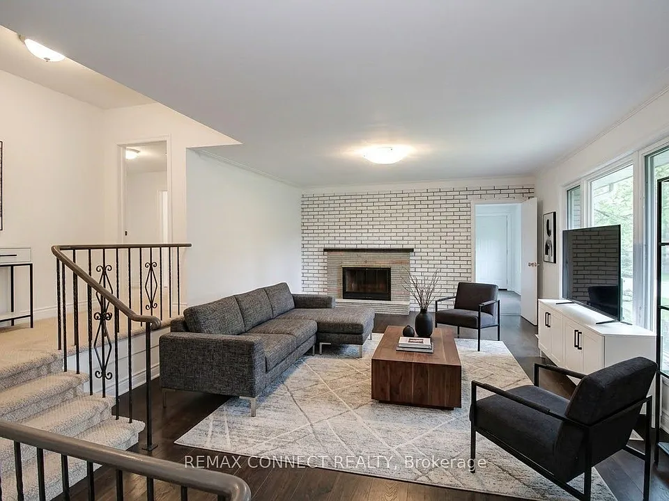 12 Longbridge Rd #- MAIN