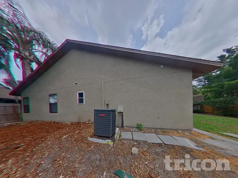 664 Channing Dr — Photo 15