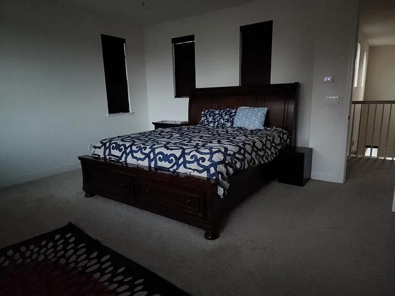 5684 Saratoga Cir — Photo 33