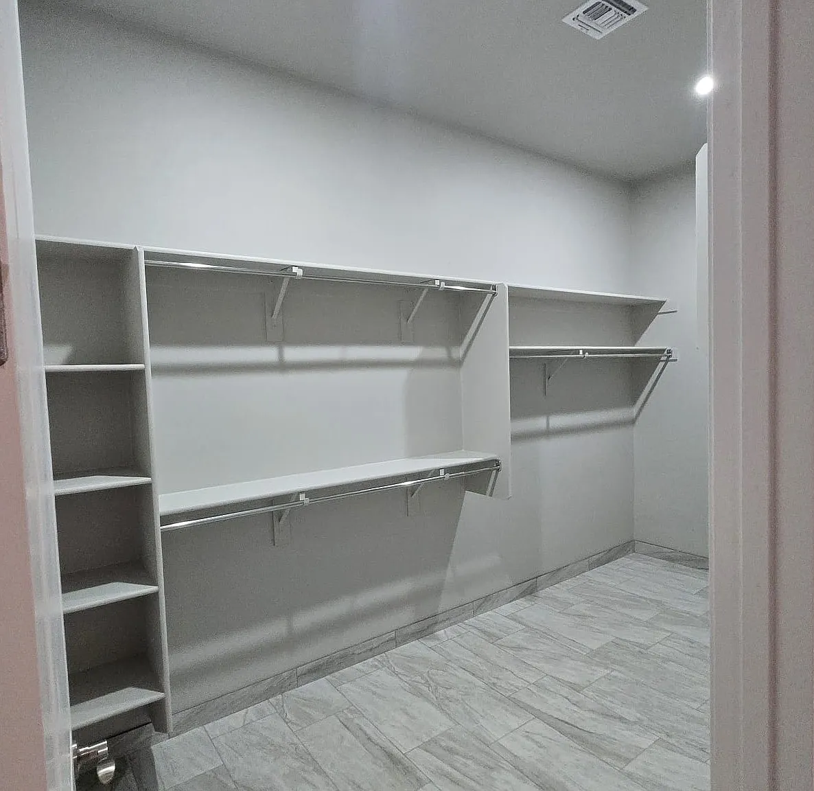 3 bed, 1568 sqft, $2,000 — Photo 3