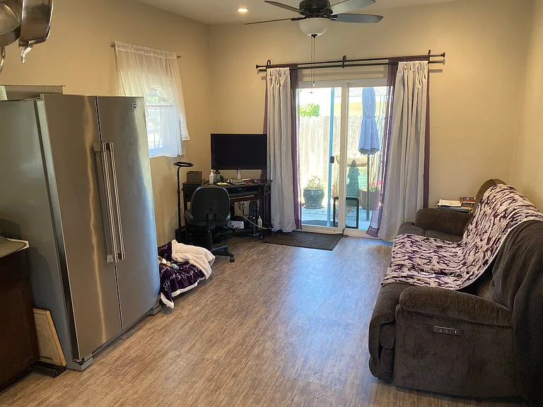 147 Karen Dr #A — Photo 15