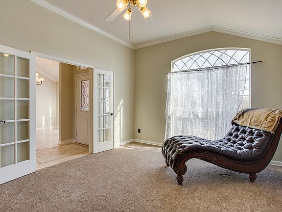 2nd Living area or Study