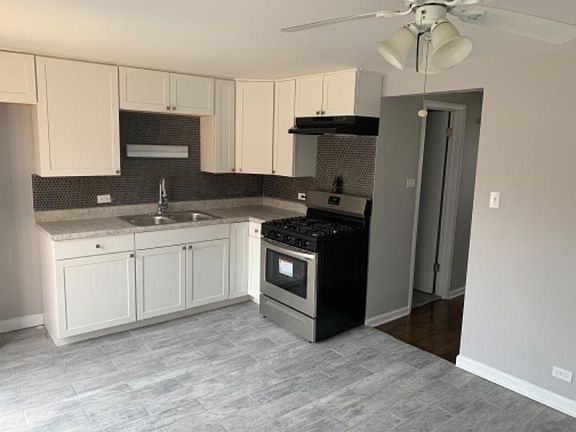 4th image of 7923 S Greenwood Ave