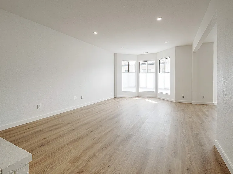 479 24th Ave #3 — Photo 10