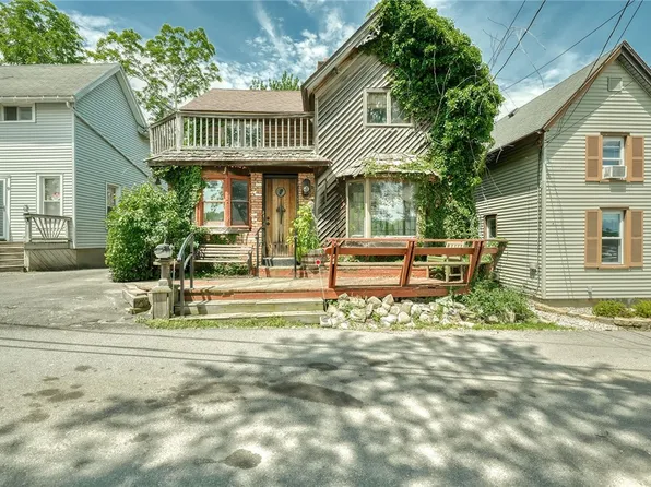7 Lakeport St, Rochester, NY 14612
