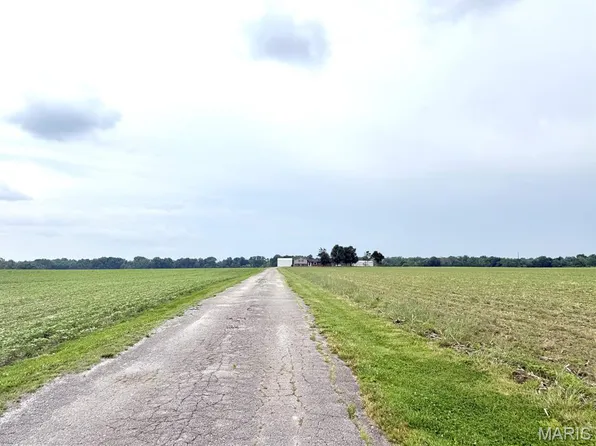 8757 Us Route 50, Lebanon, IL 62254