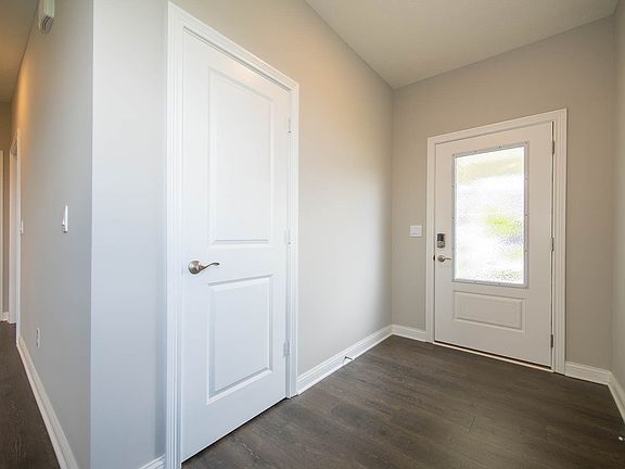 3rd image of 8862 Faulkner Dr