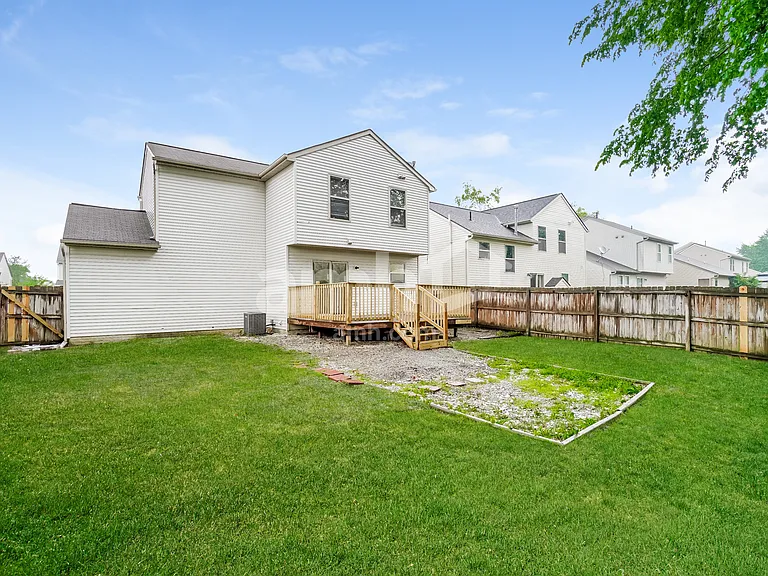 5433 Longworth Dr — Photo 17