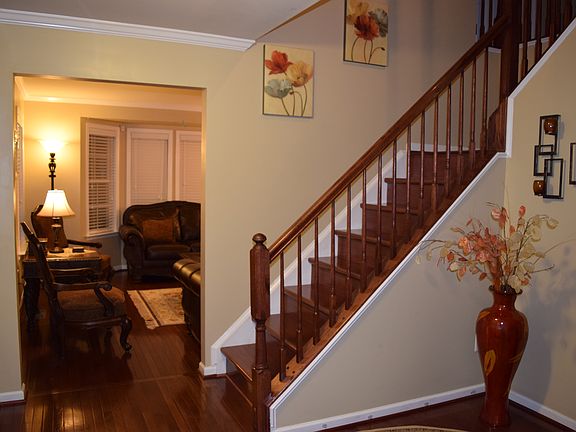 Hallway/stairs
