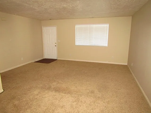 1370 N General Dr — Photo 5