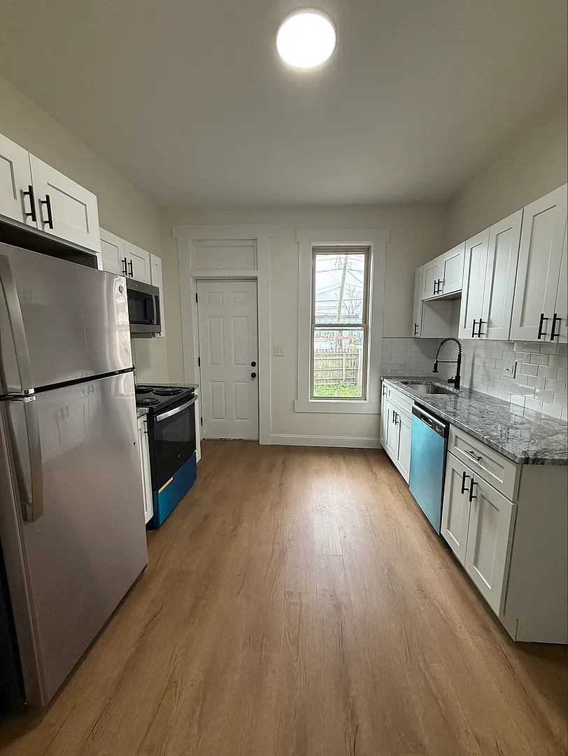 Newly Renovated 3-bedroom, 2.5 bath Townhome in Merion Village with Single-Car Garage — Photo 1