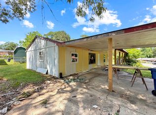 111 Carver Dr, Leesville, LA 71446