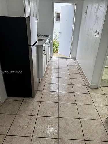 7300 Harding Ave Photo 1
