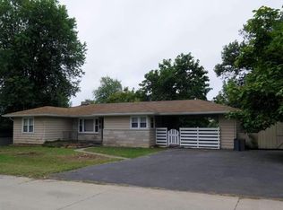 1314 W Brook St, Mitchell, IN 47446