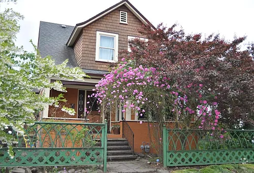 4226 NE 10th Ave Photo 1