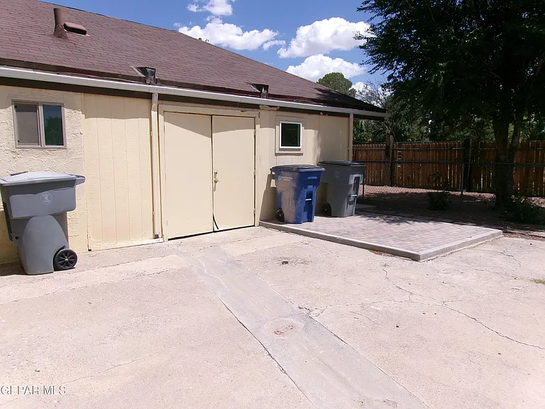 5649 Cory Dr #B — Photo 14