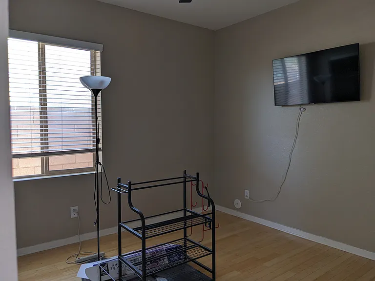 283 E Jade Dr — Photo 18