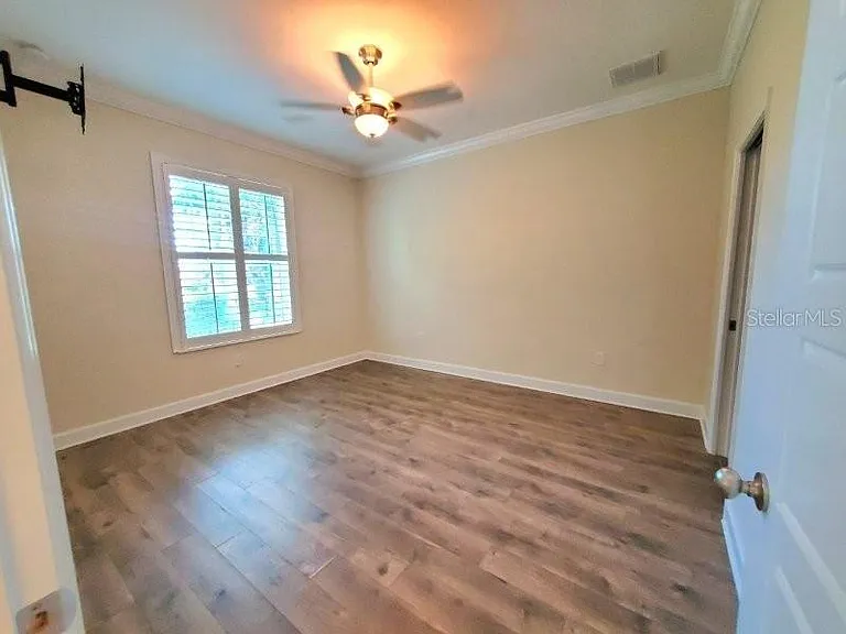 431 W McKenzie St — Photo 13