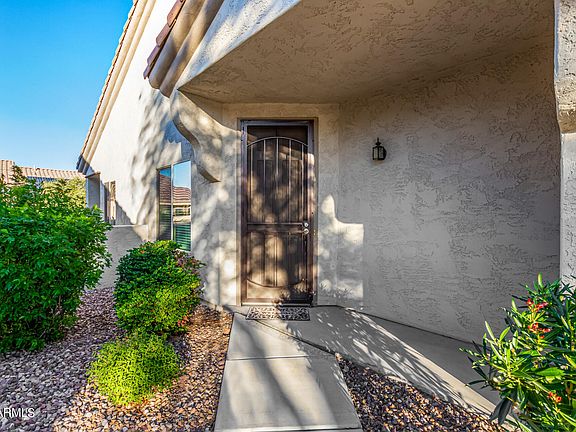 5th image of 1574 E EARL Drive