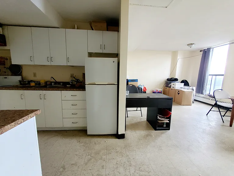 401 Princess St — Photo 17