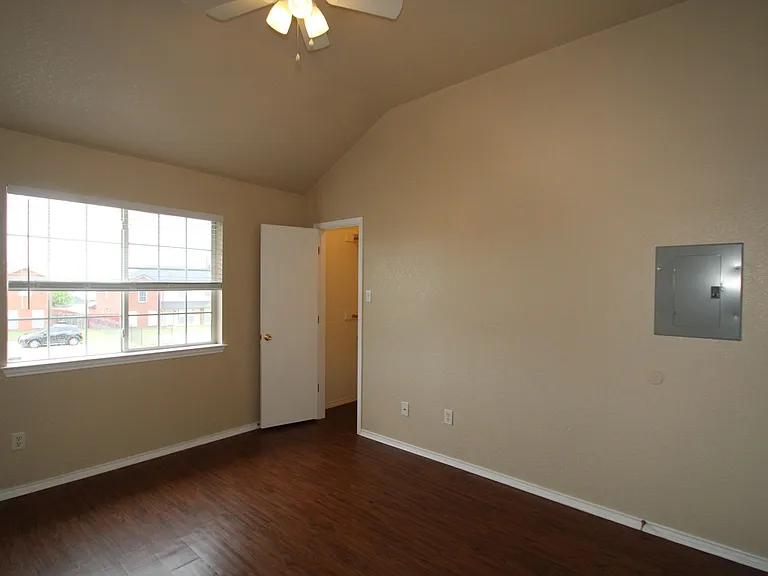 4206B Deek Dr — Photo 18
