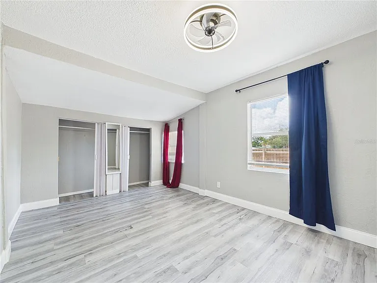 605 S Disston Ave — Photo 16
