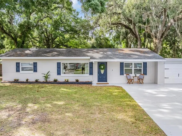 39024 Manor Dr, Zephyrhills, FL 33542