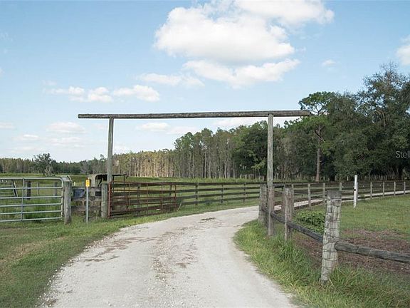 4th image of 2101 Shady Ln