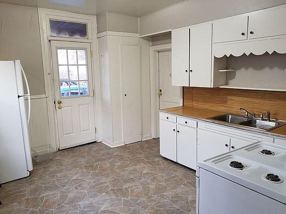 4th image of 340 National Ave NW