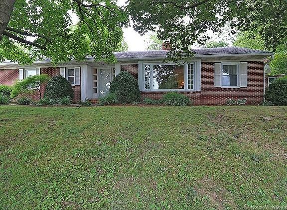 4th image of 636 Highland Dr