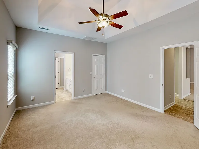 8321 Suttonview Dr — Photo 24