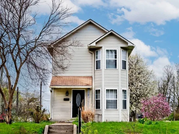 2602 Boulevard Pl, Indianapolis, IN 46208