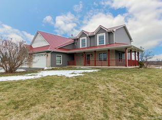 42475 N Pedersen Ln, Antioch, IL 60002