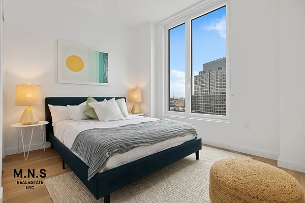 Rented by MNS | media 25