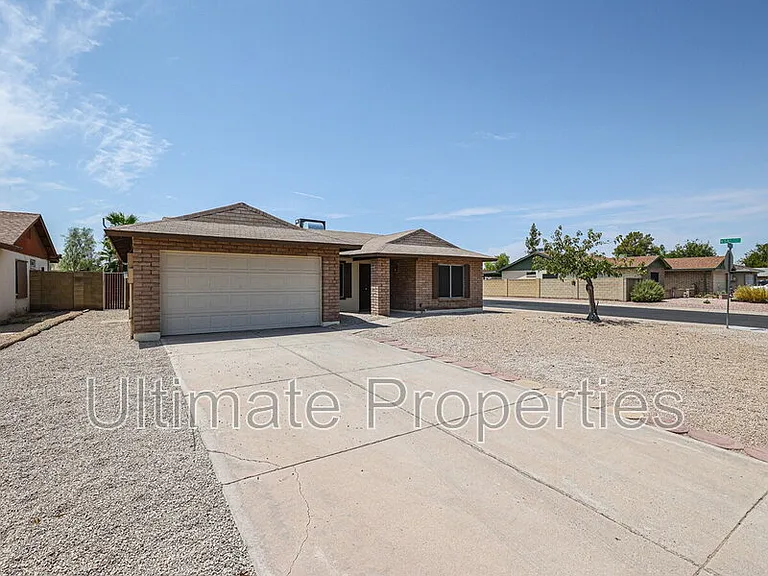 5357 W Cholla St — Photo 2