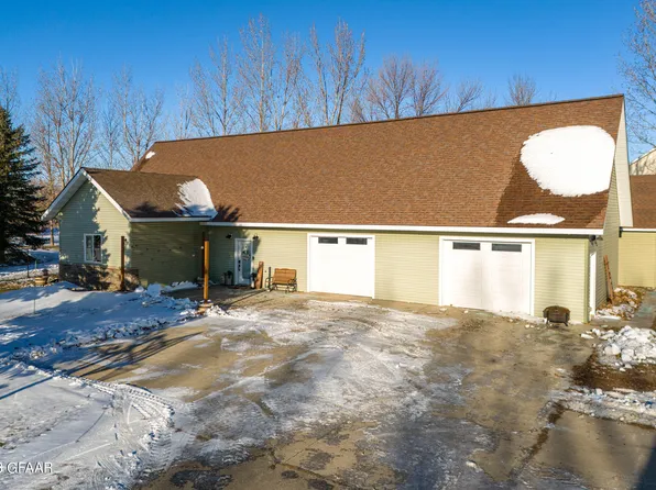 1005 15th St NE, Thompson, ND 58278