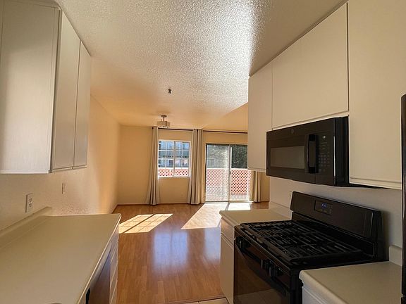 4th image of 1026 San Luis Cir Unit 706