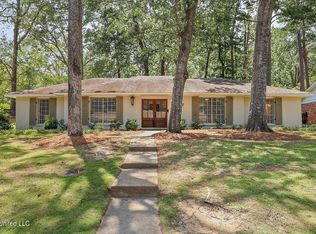 5315 Farnsworth Dr, Jackson, MS 39211