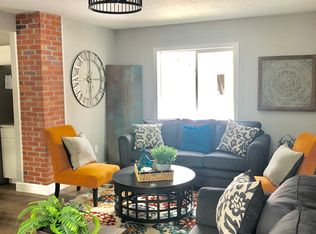 922 Country Club Ave, Cheyenne, WY 82001