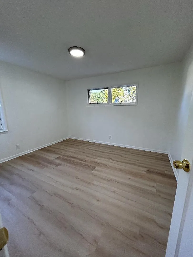 4 bed, 1092 sqft, $2,295 — Photo 4