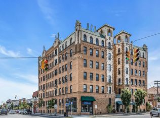 310 Riverside Blvd APT 1E, Long Beach, NY 11561