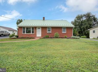 731 Sollenberger Rd, Chambersburg, PA 17202