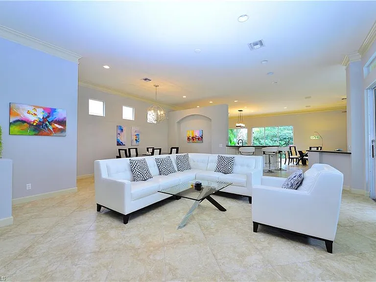 634 Soliel Dr — Photo 6