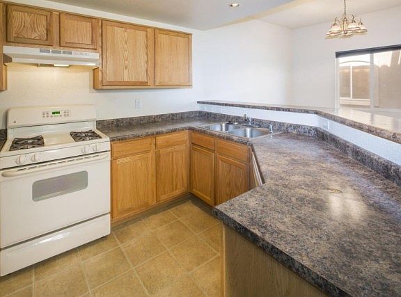 4th image of 6800 Vista Del Norte Dr NE #2813